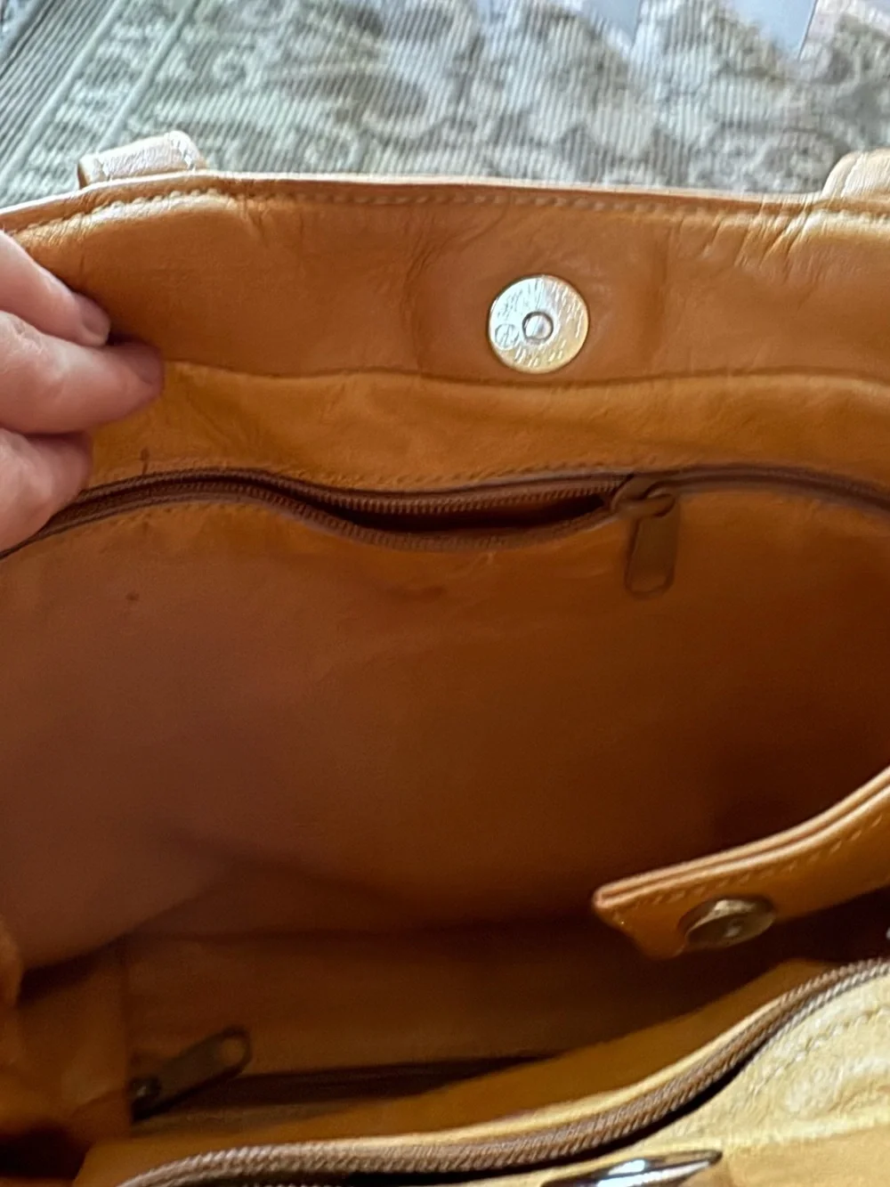 J.Duren Leather Hobo Tote in Tan